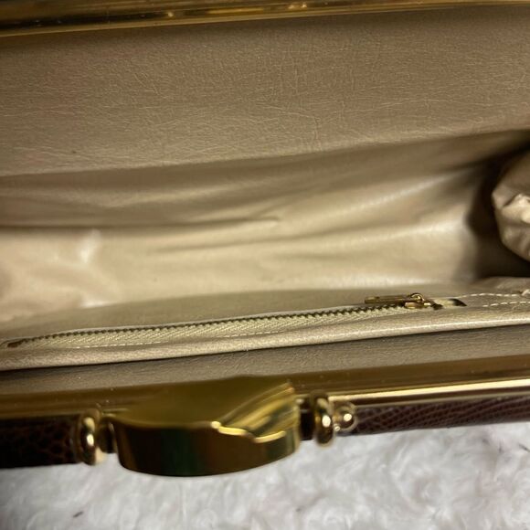 Vintage Brown Snake skin print handbag with antique gold tone hardwares. - Picture 10 of 15